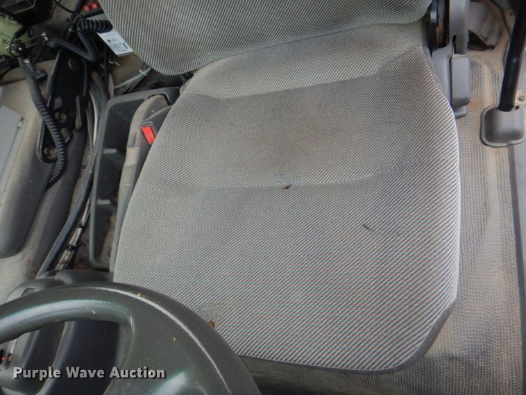 image for item KX9275 2004 GMC W5500  paint striper truck