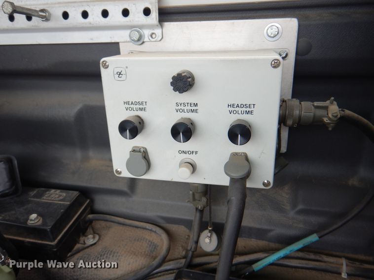 image for item KX9275 2004 GMC W5500  paint striper truck