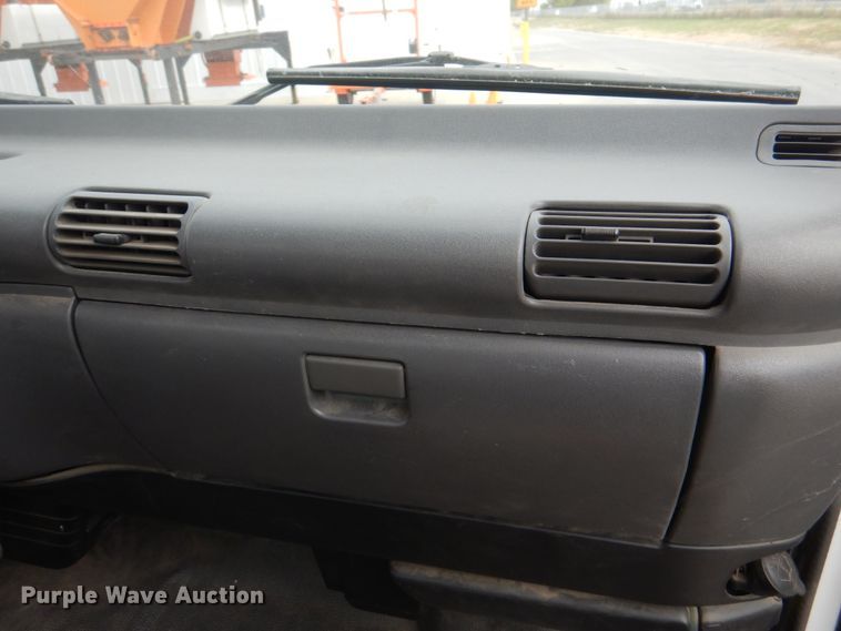 image for item KX9275 2004 GMC W5500  paint striper truck