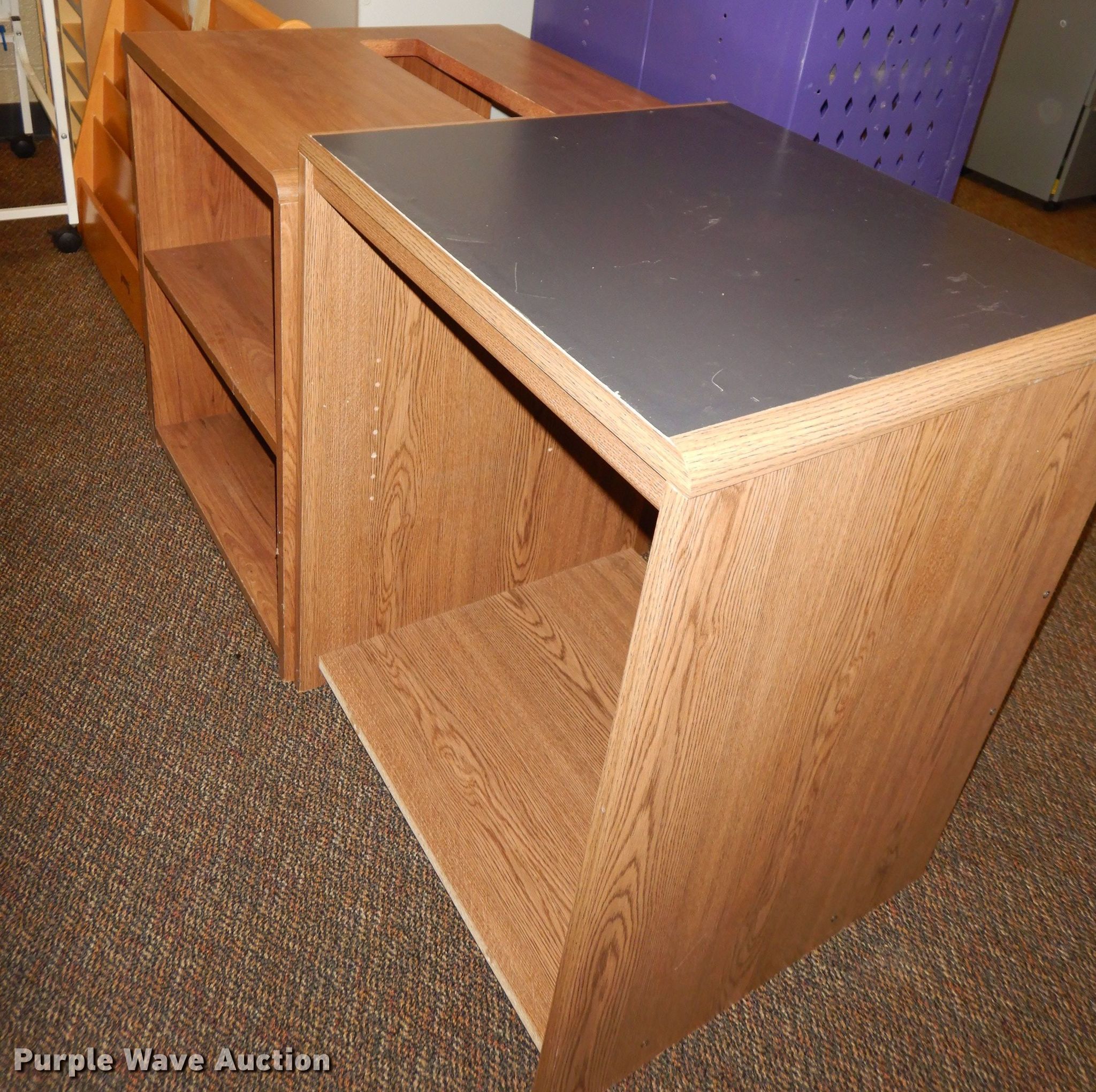 Furniture in Olathe, KS Item KA9850 sold Purple Wave
