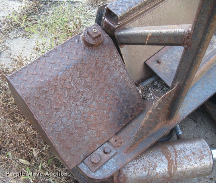 image for item DG5311 Dymax DTS-12  skid steer tree shear