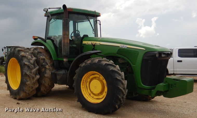 image for item DJ7410 2004 John Deere 8520  MFWD tractor