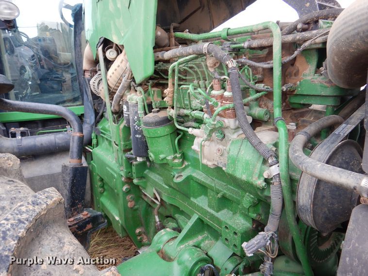 image for item DJ7410 2004 John Deere 8520  MFWD tractor