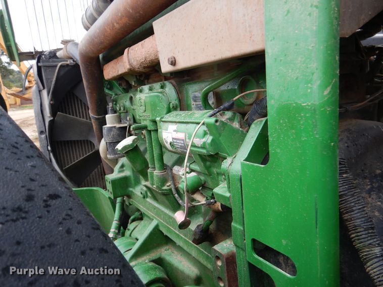 image for item DJ7410 2004 John Deere 8520  MFWD tractor
