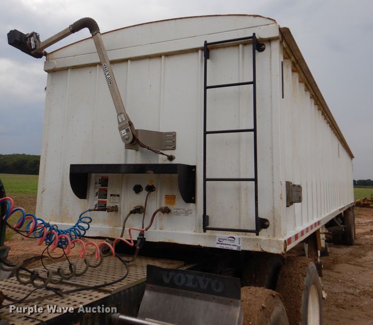 image for item DJ7412 2016 Construction Trailer Specialists GHT-42  grain trailer