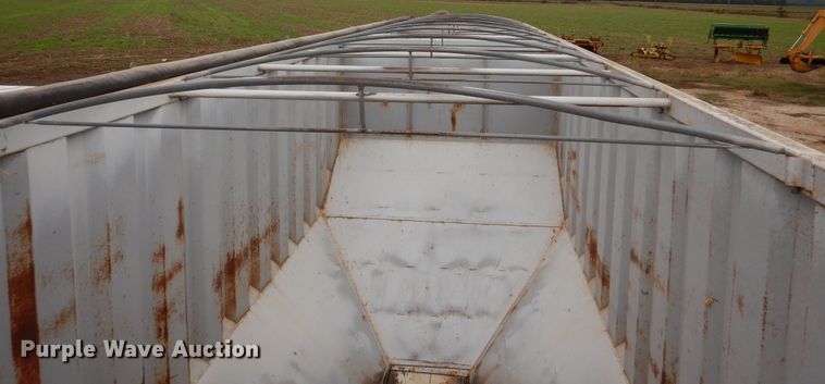 image for item DJ7412 2016 Construction Trailer Specialists GHT-42  grain trailer