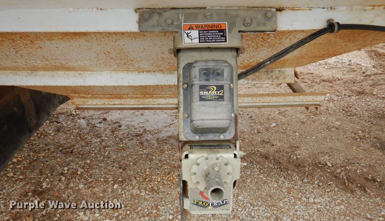 image for item DJ7412 2016 Construction Trailer Specialists GHT-42  grain trailer