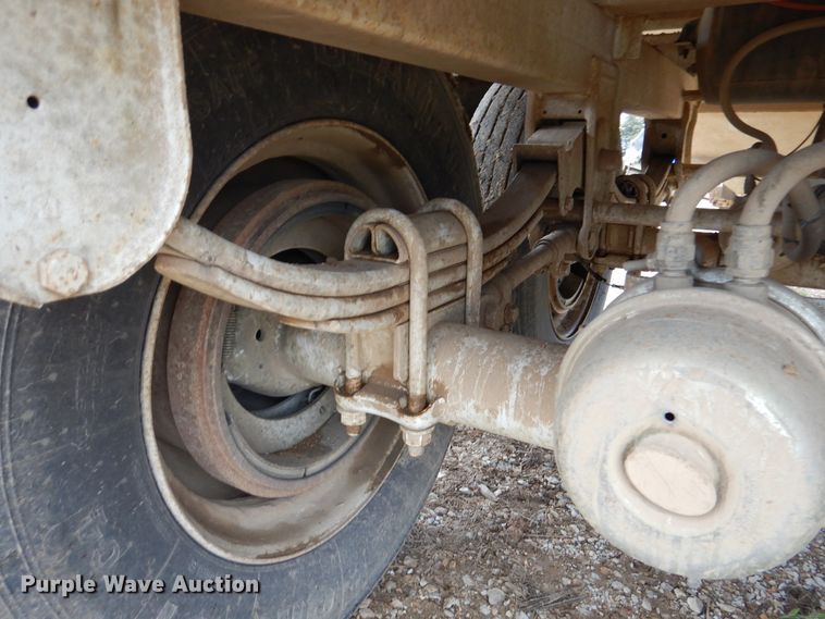 image for item DJ7412 2016 Construction Trailer Specialists GHT-42  grain trailer