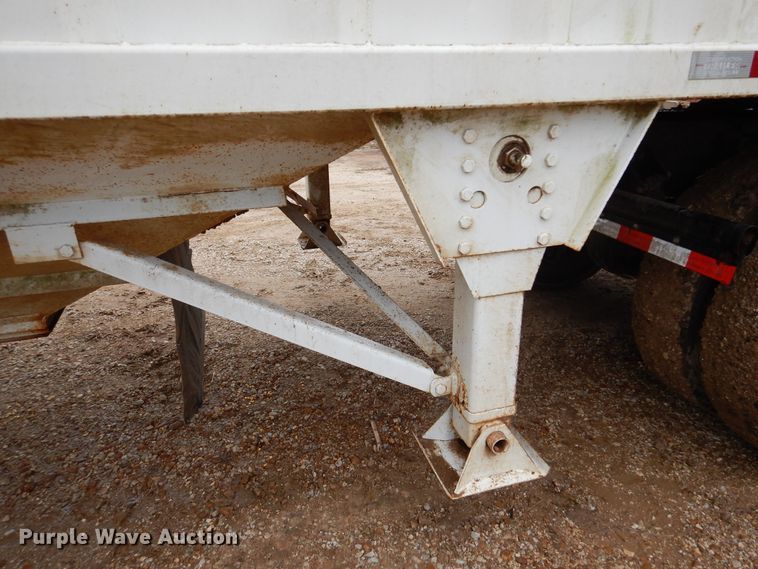 image for item DJ7412 2016 Construction Trailer Specialists GHT-42  grain trailer