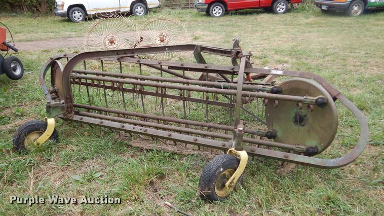 image for item DL6409 (2) hay rakes