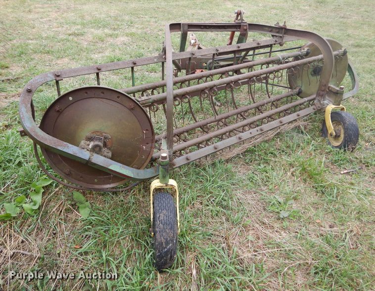 image for item DL6409 (2) hay rakes