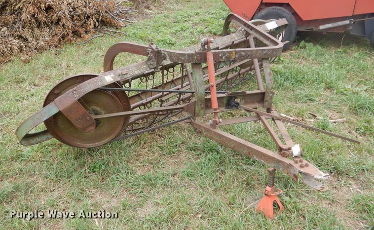 image for item DL6409 (2) hay rakes
