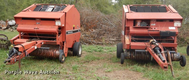 image for item DL6410 (2) round balers
