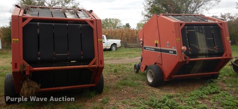 image for item DL6410 (2) round balers