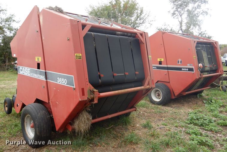 image for item DL6410 (2) round balers