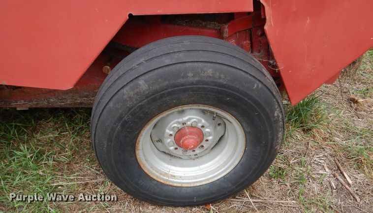 image for item DL6410 (2) round balers