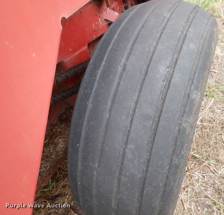 image for item DL6410 (2) round balers