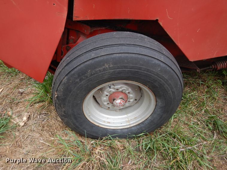 image for item DL6410 (2) round balers