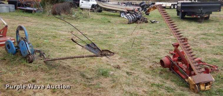 image for item DL6421 (2) sickle mowers