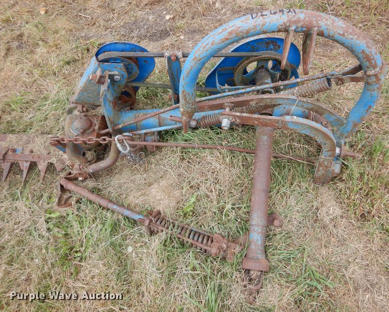 image for item DL6421 (2) sickle mowers