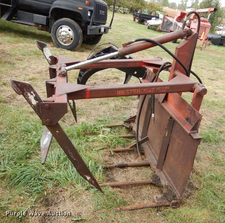 image for item DL6442 Westendorf  58"W hay grapple