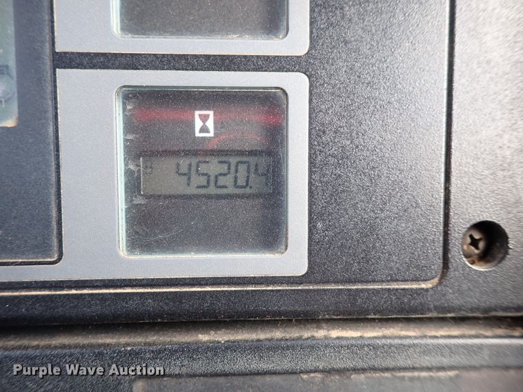 image for item DL7666 1996 Case IH 5240  MFWD tractor