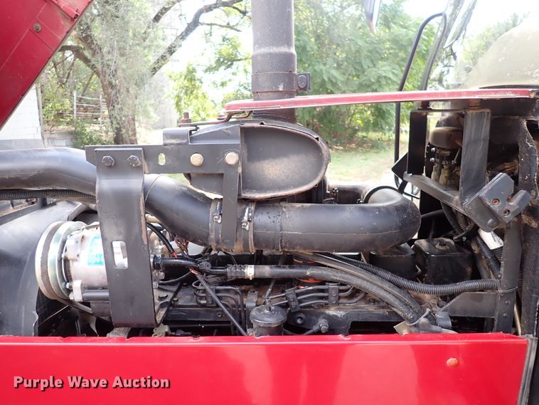 image for item DL7666 1996 Case IH 5240  MFWD tractor