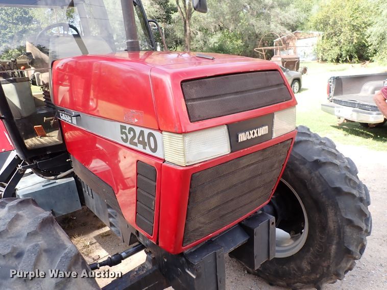 image for item DL7666 1996 Case IH 5240  MFWD tractor