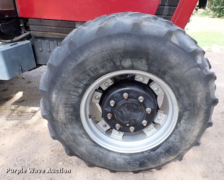 image for item DL7666 1996 Case IH 5240  MFWD tractor