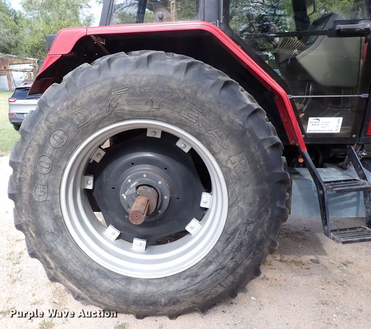 image for item DL7666 1996 Case IH 5240  MFWD tractor