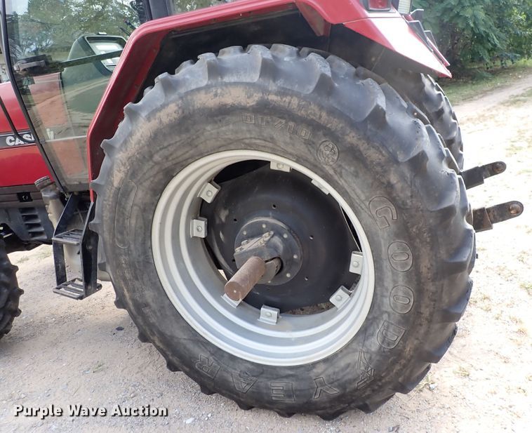 image for item DL7666 1996 Case IH 5240  MFWD tractor