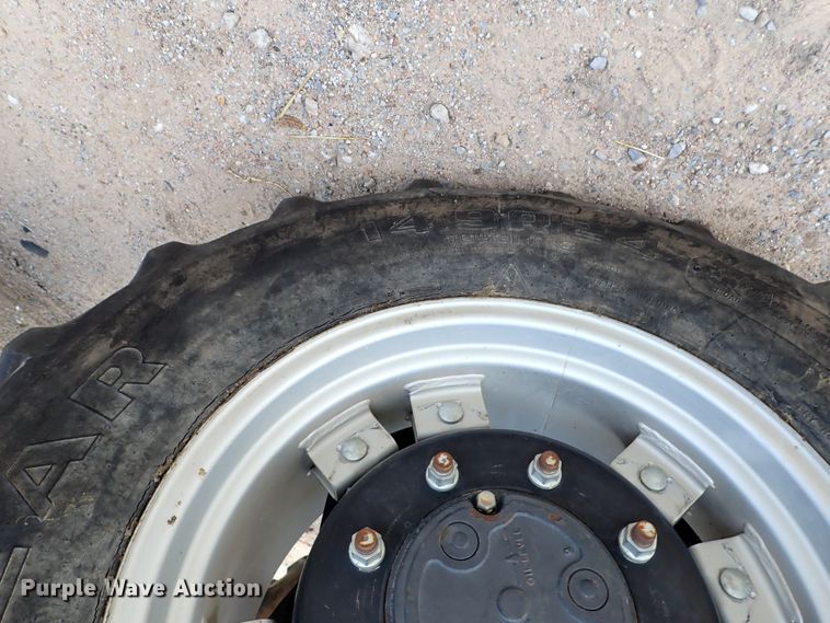 image for item DL7666 1996 Case IH 5240  MFWD tractor