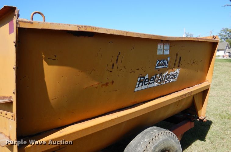 image for item DM5154 Knight Reel-Auggie 2250  feed mixer