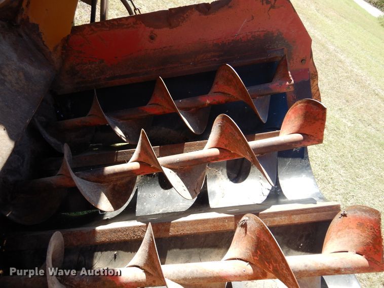 image for item DM5154 Knight Reel-Auggie 2250  feed mixer