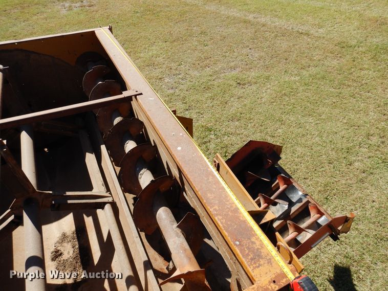 image for item DM5154 Knight Reel-Auggie 2250  feed mixer