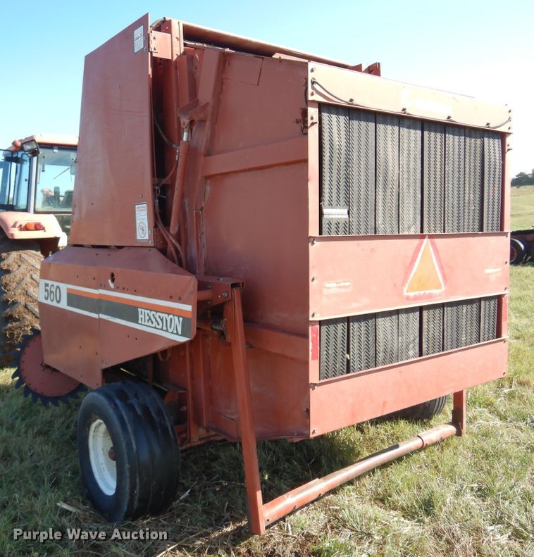 image for item DM5160 1989 Hesston 560  round baler