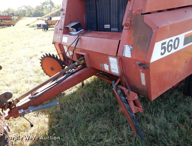 image for item DM5160 1989 Hesston 560  round baler