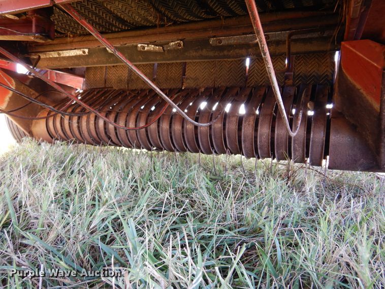 image for item DM5160 1989 Hesston 560  round baler