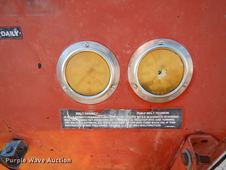 image for item DM5160 1989 Hesston 560  round baler