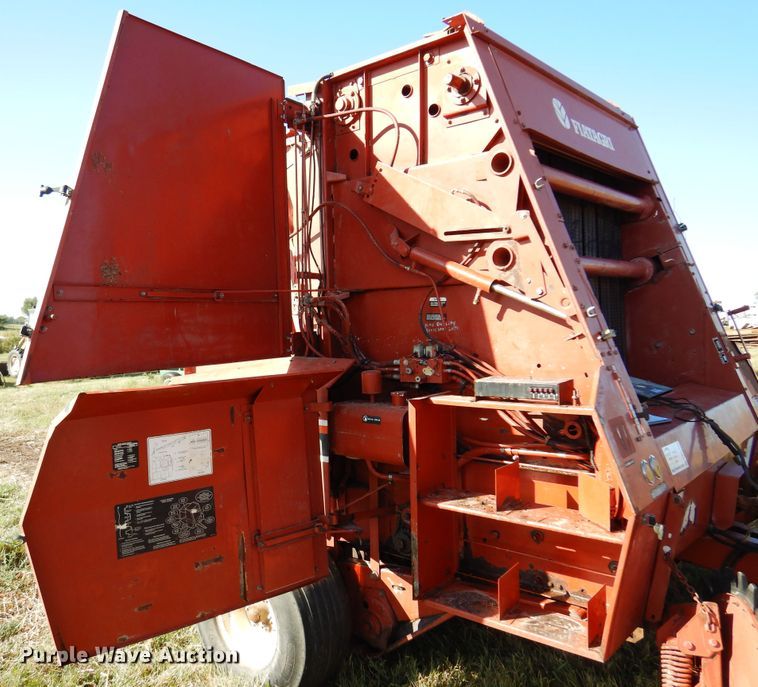 image for item DM5160 1989 Hesston 560  round baler