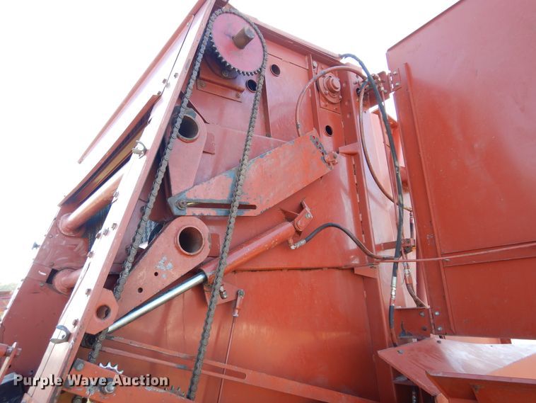 image for item DM5160 1989 Hesston 560  round baler