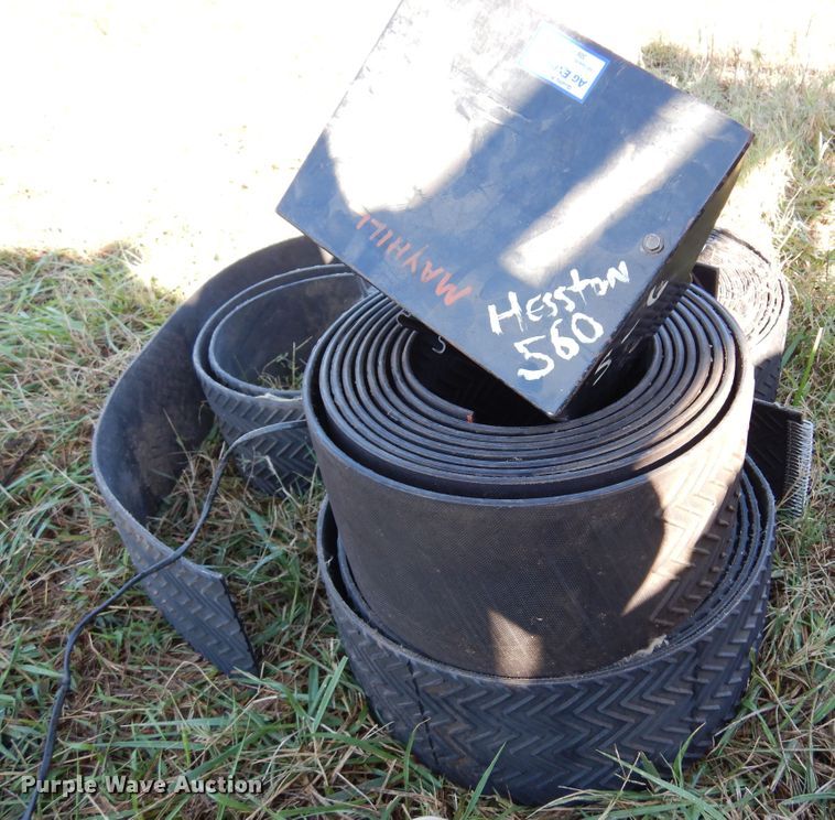 image for item DM5160 1989 Hesston 560  round baler