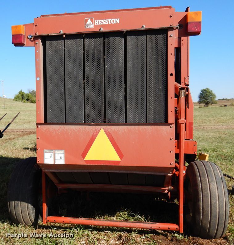 image for item DM5161 2002 Hesston 846A  round baler