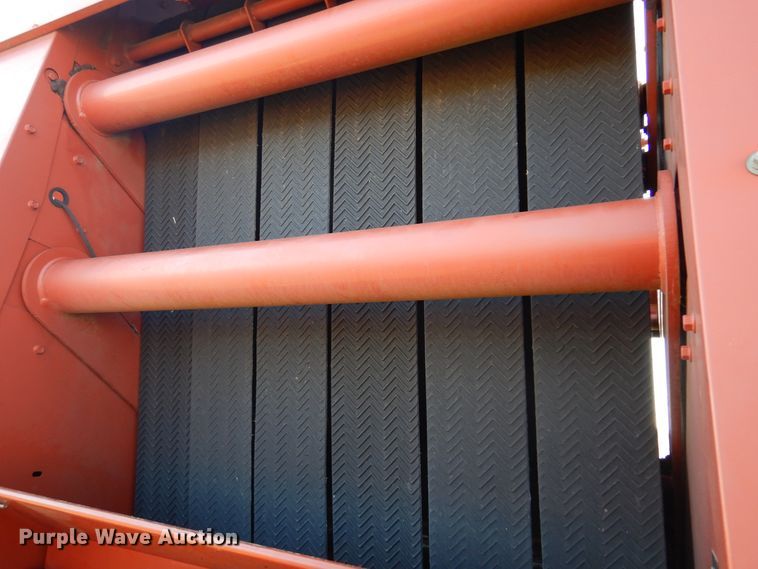 image for item DM5161 2002 Hesston 846A  round baler