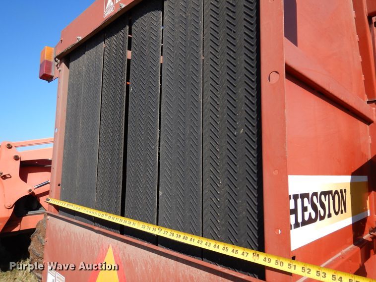 image for item DM5161 2002 Hesston 846A  round baler
