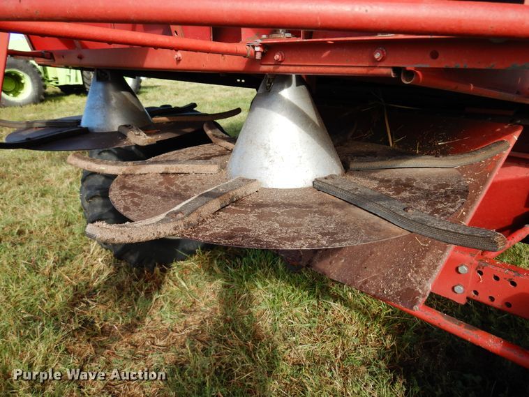 image for item DM5168 1988 Case IH 1680  combine