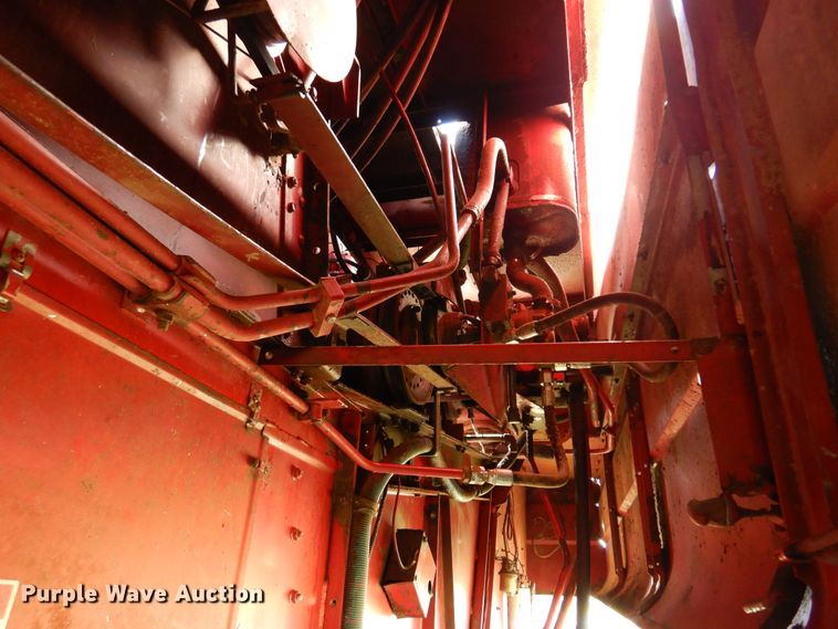 image for item DM5168 1988 Case IH 1680  combine