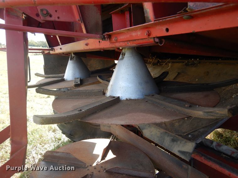 image for item DM5169 1989 Case IH 1680  RWA combine