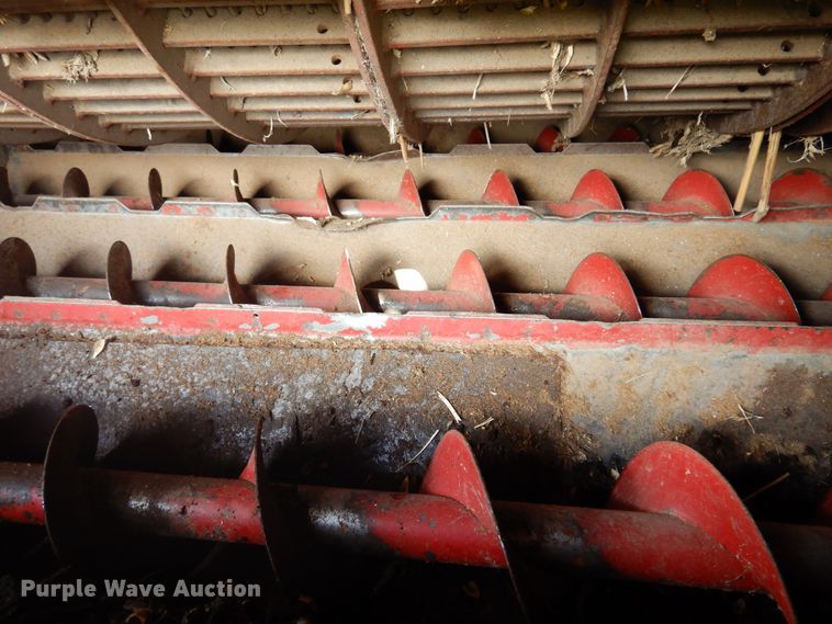 image for item DM5169 1989 Case IH 1680  RWA combine