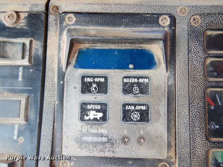 image for item DM5169 1989 Case IH 1680  RWA combine